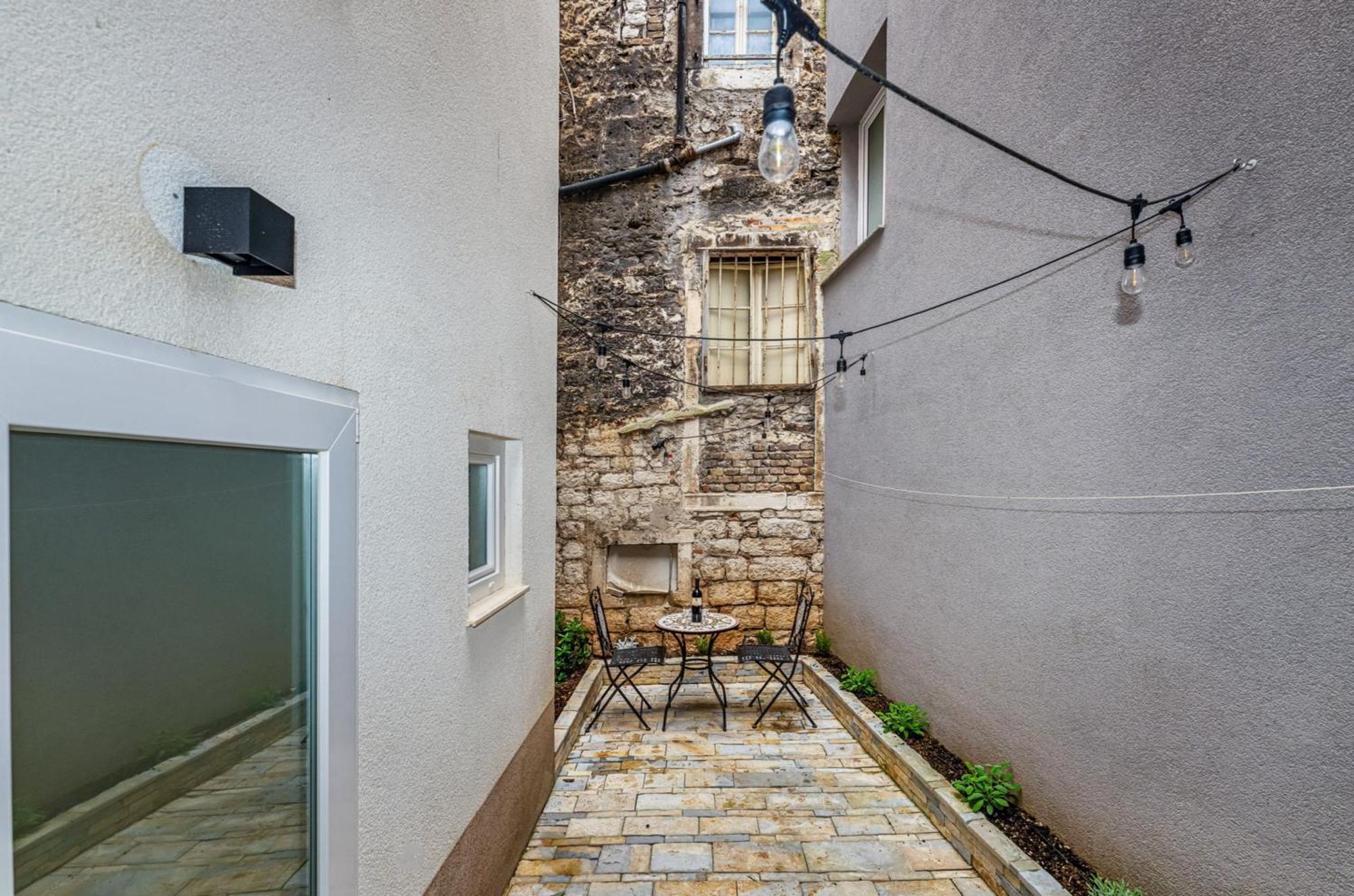 Samm Apartments Šibenik Eksteriør bilde